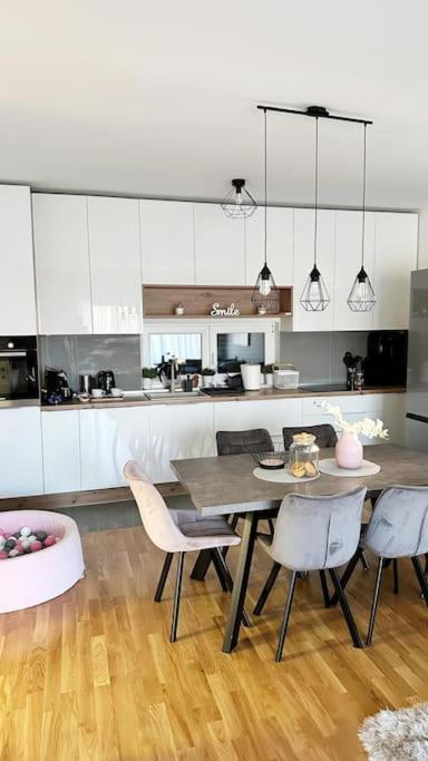 New Modern Accommodation In City Metković Extérieur photo