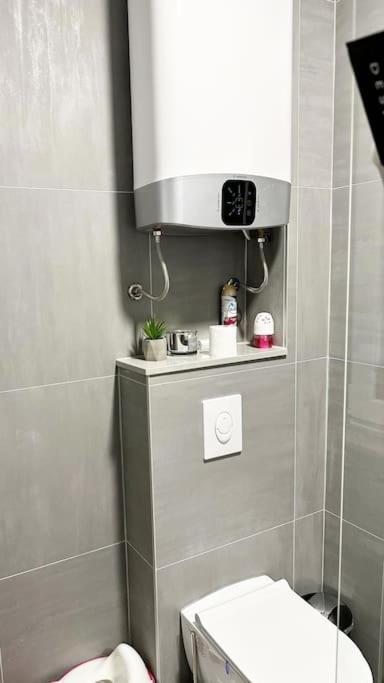 New Modern Accommodation In City Metković Extérieur photo