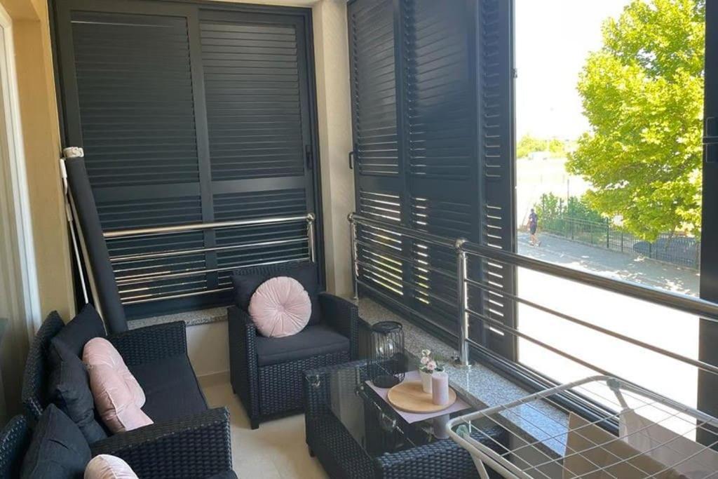 New Modern Accommodation In City Metković Extérieur photo