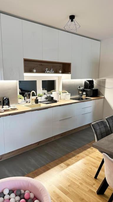 New Modern Accommodation In City Metković Extérieur photo